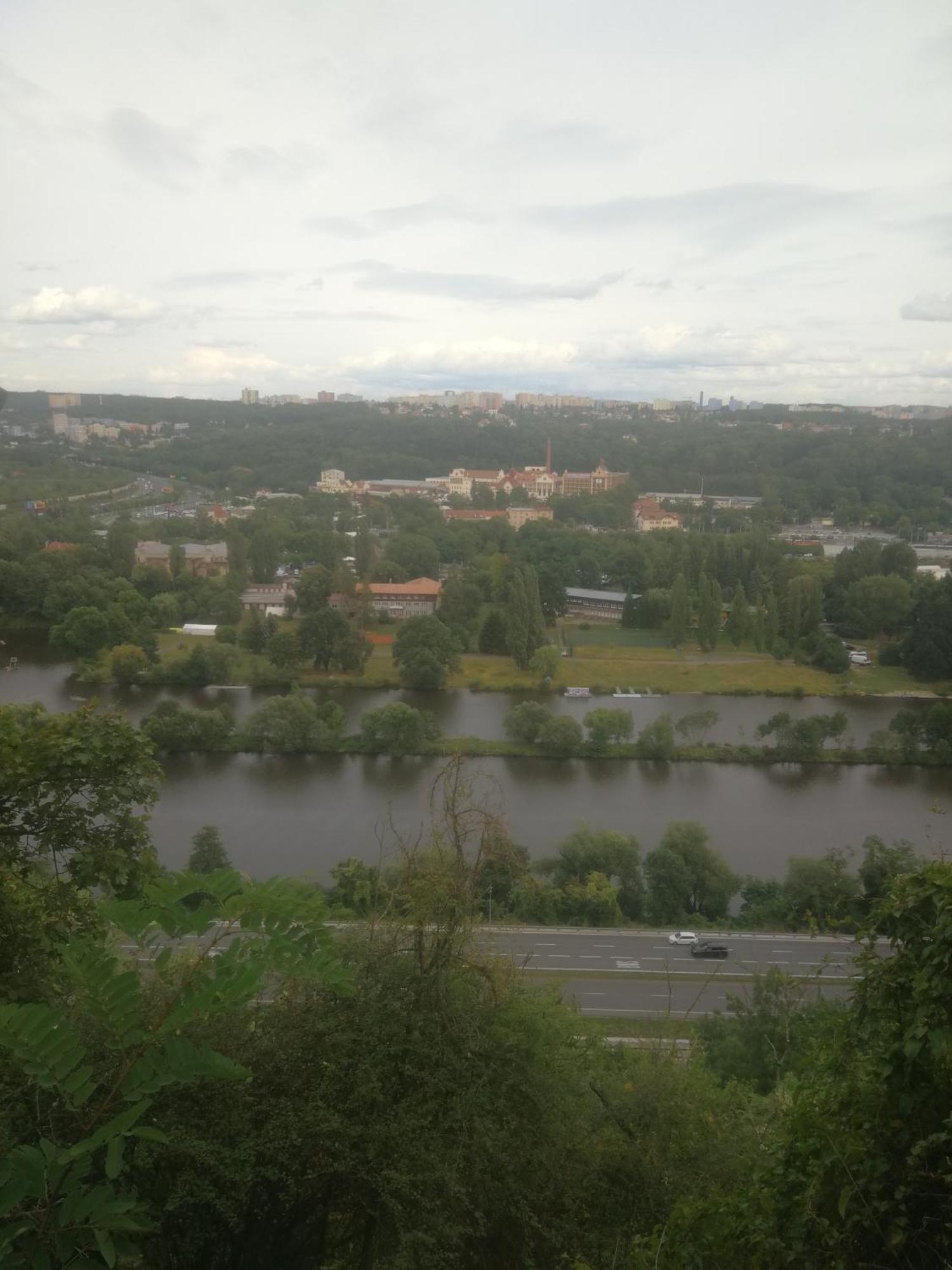 Villa Barrandov Pokoj 3 プラハ エクステリア 写真