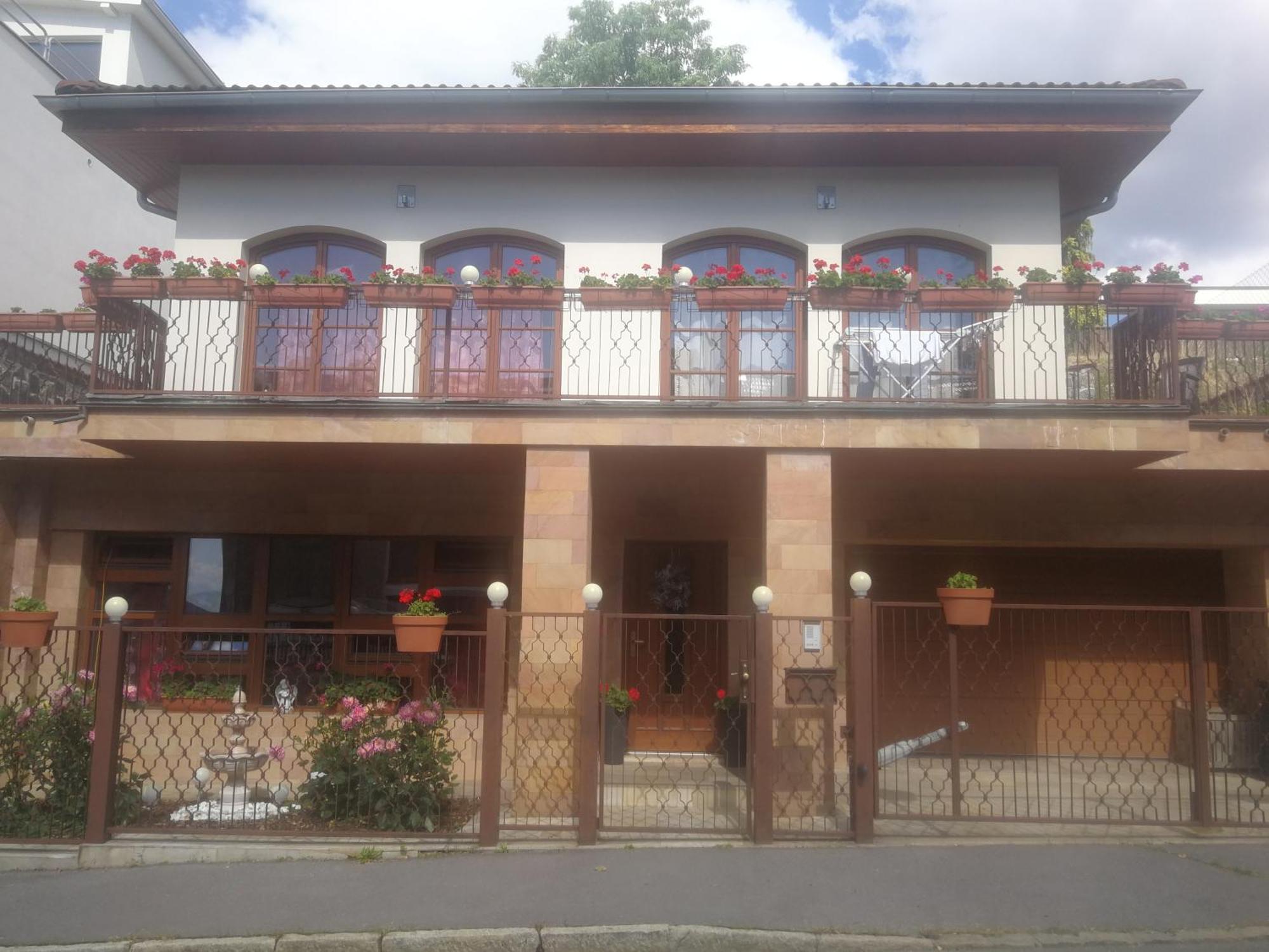 Villa Barrandov Pokoj 3 プラハ エクステリア 写真